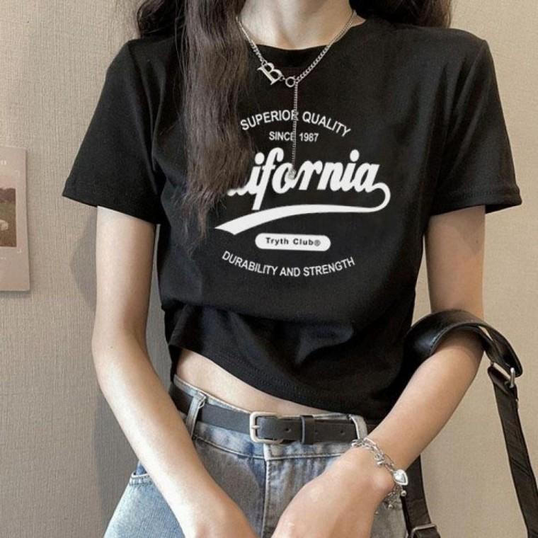 여성 여자 깔끔 반팔 티셔츠 기장 크롭 여름철 프린팅 영문 브이넥 기본