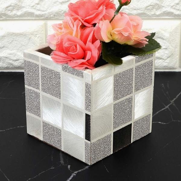 체크무늬 엔틱 인테리어 조화 화분