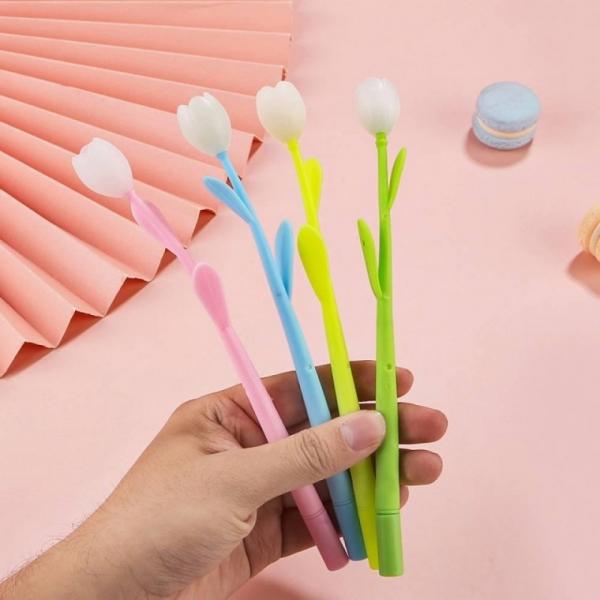 튤립 볼펜 햇빛에 꽃피는 꽃볼펜