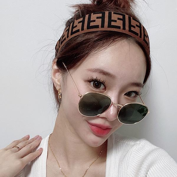 여성 가벼운 틴팅 데일리 선글라스 5200