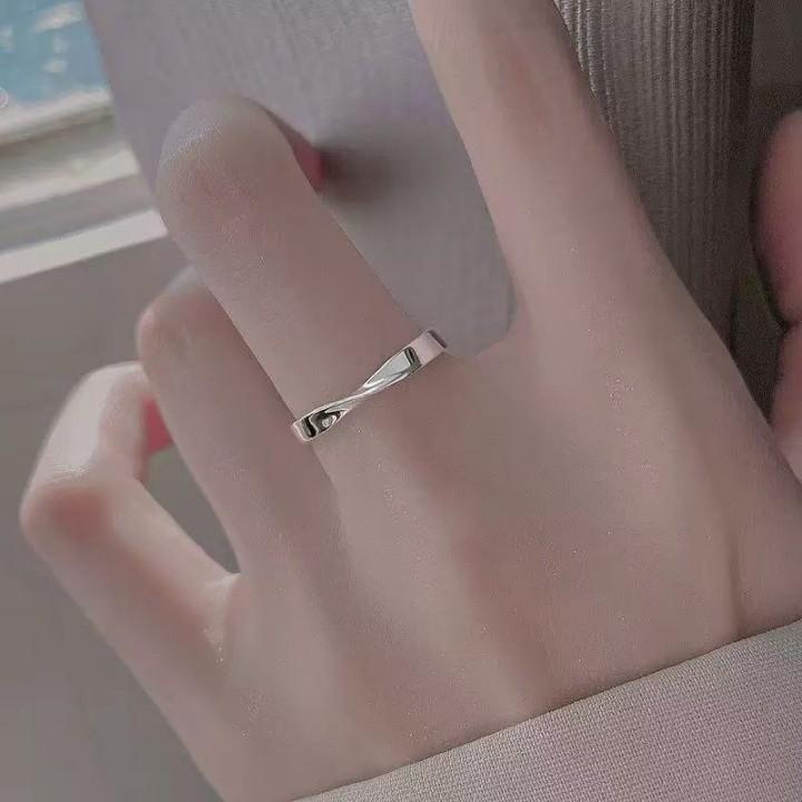 여성 모비우스 플레인 콜드 오픈 링 반지
