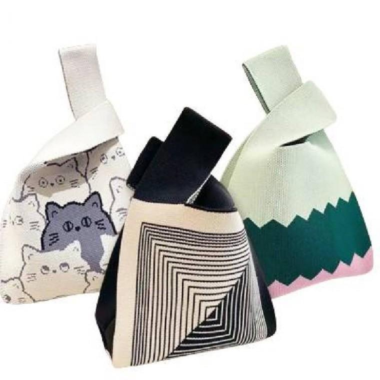 손목가방 손뜨개가방 작은가방 마실가방 귀여운가방 심플한가방