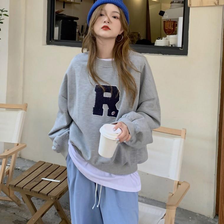 여성티셔츠 여성맨투맨 여성 뽀글이 R 영문 라운드넥 맨투맨 티셔츠 URK-415