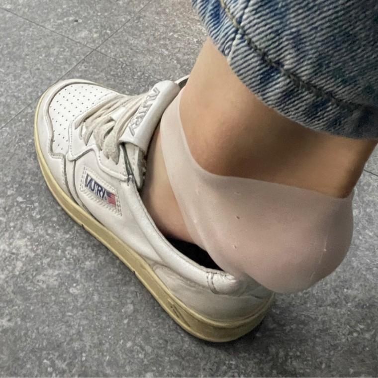통풍형 실리콘 발 뒷꿈치 패드 흰색
