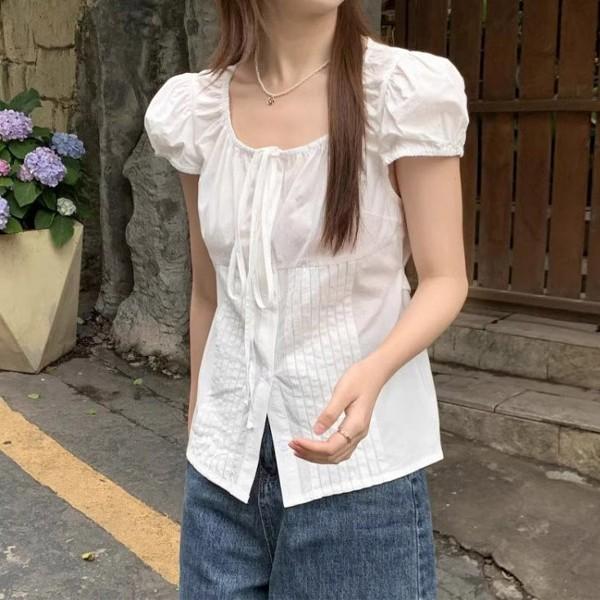 러블리 셔링 리본 화이트 블라우스