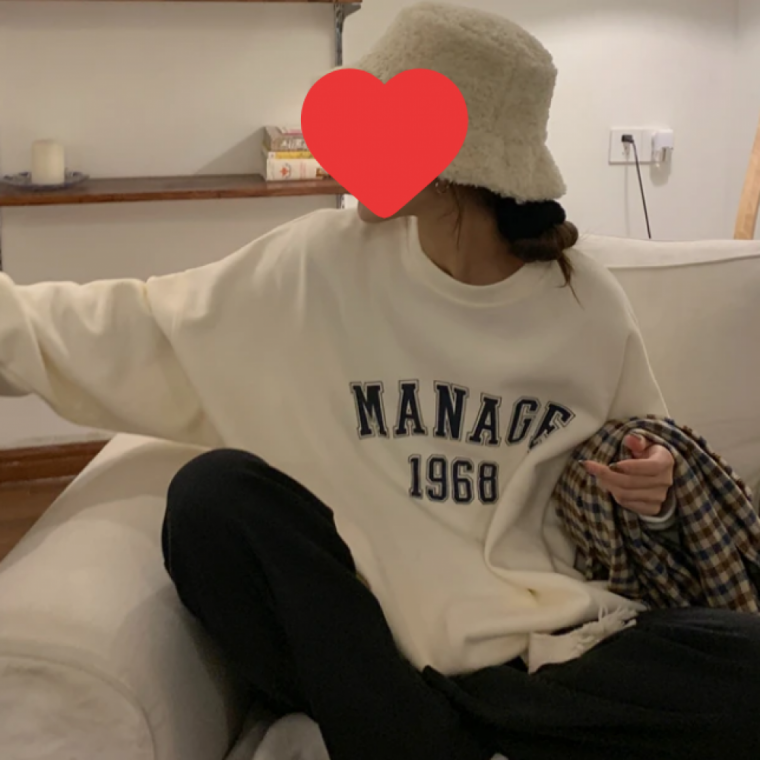 레터링 긴팔 맨투맨 라운드 티셔츠 오버핏 깔끔 캐주얼룩