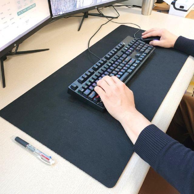 데스크 책상 게이밍장 장패드 키보드 키보드장 블랙
