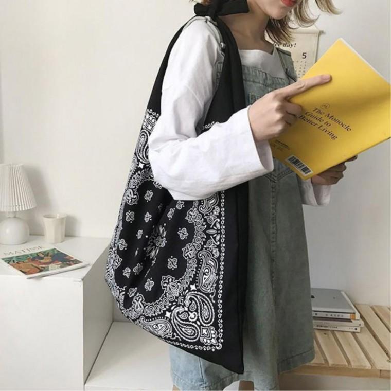빈티지가방 미니캐주얼가방 봄코디 나들이 크로스백코디 페이즐리숄더백