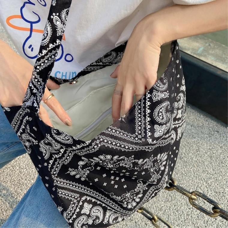 40대숄더백 숄더백 봄가방 여자핸드백 20대여성 빈티지 간절기 페이즐리