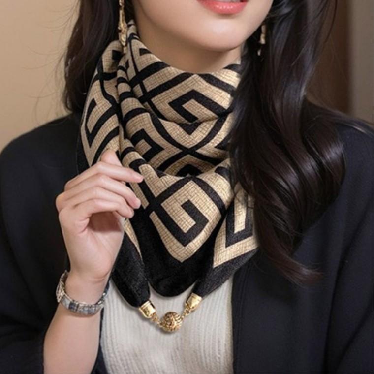 엄마스카프 간절기스카프 레이어드 셔츠 선물용 봄코디 멋스러운코디 20대
