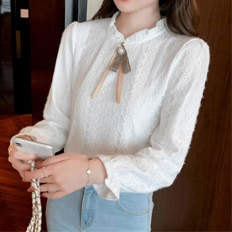 봄코디 하프넥 캐주얼블라우스 일상룩 반목블라우스 데일리룩 결혼식하객룩