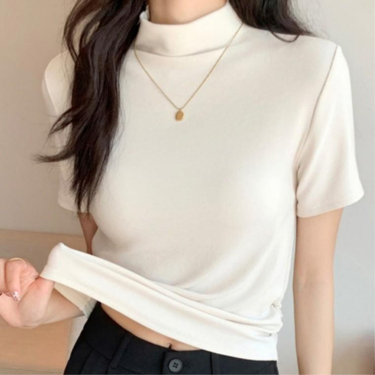 하프넥 반폴라 트렌드세터 정장이너 여성반팔티 일상룩 반팔티셔츠 여름
