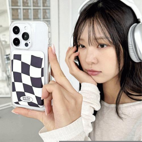 트라이코지 체커보드 맥세이프 슬라이드 카드 지갑 카드 2장 수납