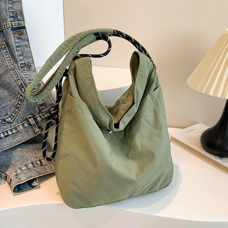 여자 데일리 출근 나일론 가방 여름 숄더백 카키 여성 데일리백 휘뚜루마뚜루 여성백