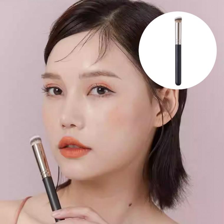 섬세한 터치감 컨실러 브러시 화장 브러쉬 메이크업용