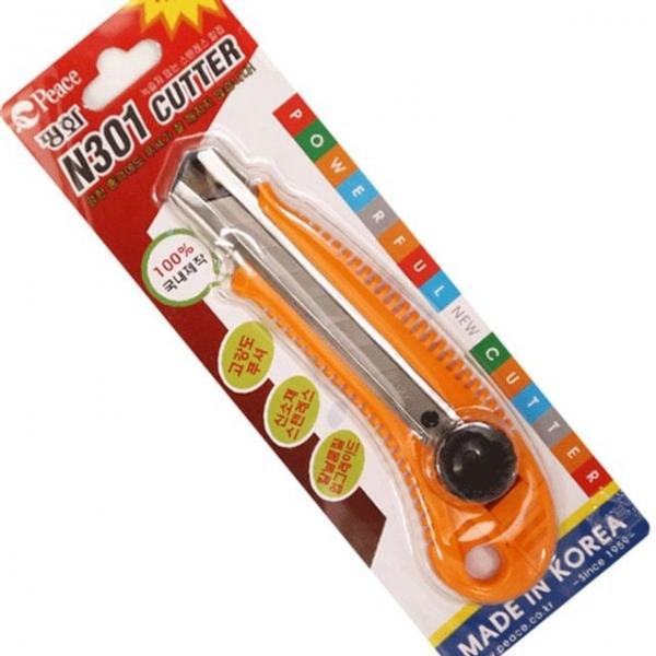 커터칼(N301) 커터칼18MM 택배커터칼 커터칼대형 산업용커터칼 작업용커터칼