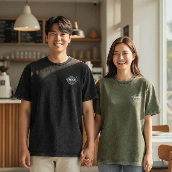 행성 그래픽 자수 워싱 반팔 티셔츠