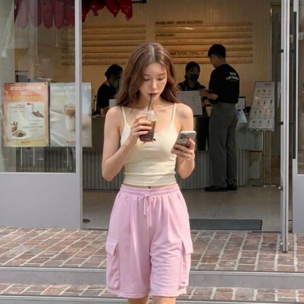 로맨틱 레이스 배색 크롭 끈나시