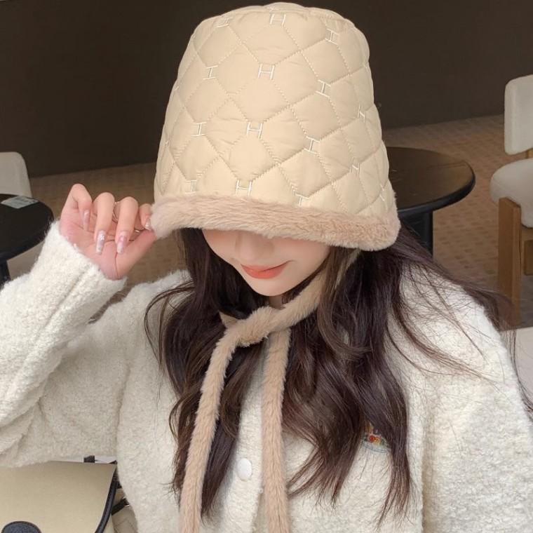페이크퍼 패딩 모자 군밤 남녀공용 인스타 틱톡 소품샵 비니 방한용품 연말 겨울 눈 귀달이모자