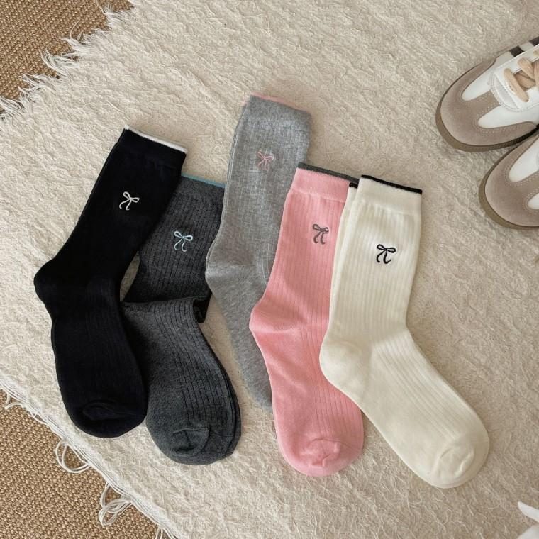 라인 리본 발레코어 비비드 패턴 기본 블랙 화이트 양말 삭스 발목 중목 레트로 키치한 y2k 니삭스