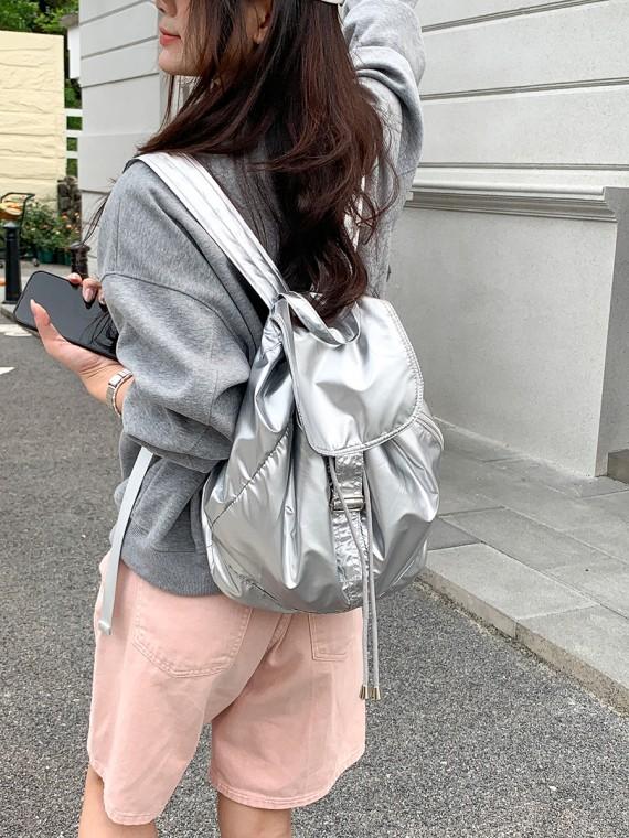 실버 블랙 수납 포켓 컬러 비비드 자크 백팩 가방 데일리 대학생 여행 시크한