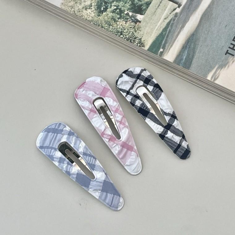 체크 삼각 페브릭 봄 신상 머리핀 헤어핀 똑딱핀 소품샵 어린이날 하이틴 졸업사진