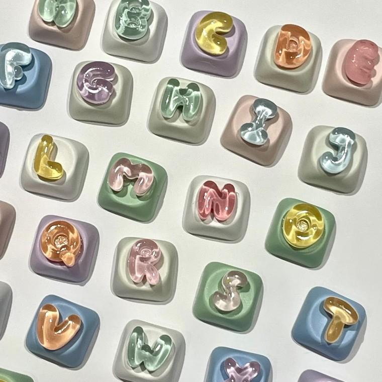 C48 지정가능 여름 알파벳 이니셜 영어 귀여운 키캡 키링 키보드 자판 딸깍이 클리커 키캡꾸미키