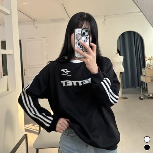 스트릿 레터링 배색라인 루즈핏 맨투맨 데일리룩