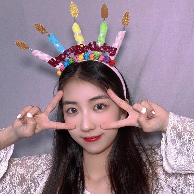 폼폼 생일 케이크 촛불 머리띠 모자 2type 파티 이벤트 해피벌스데이 헤어밴드