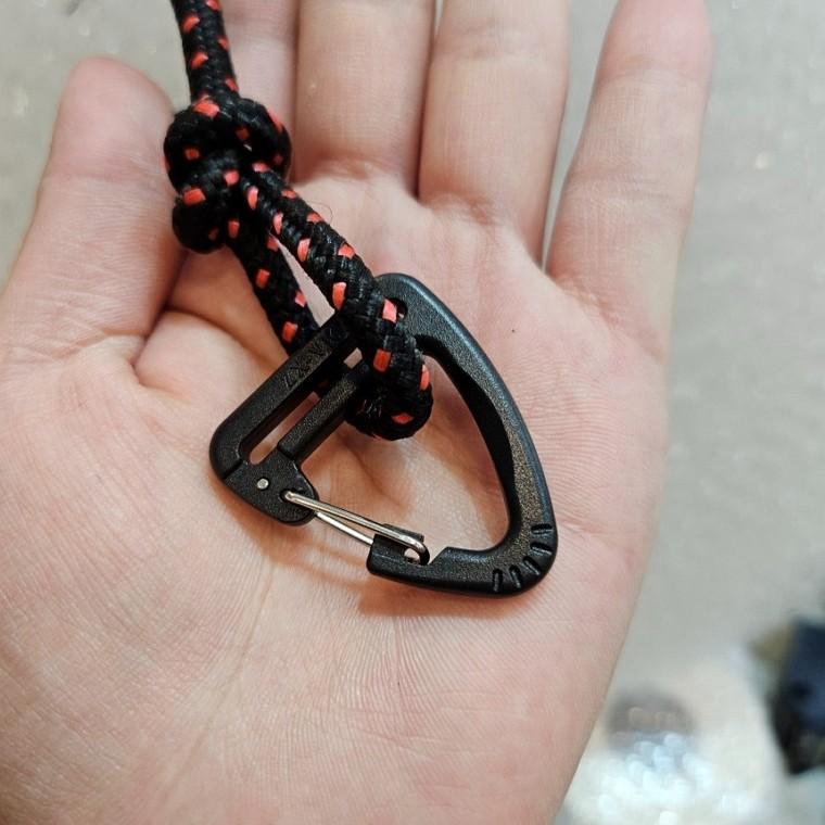 배낭 가방 끈 연결 삼각 카라비너 고리