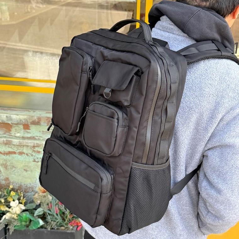 멀티포켓 노트북백팩 노트북수납 배낭 스퀘어 아웃도어 멀티백팩 스포츠백팩