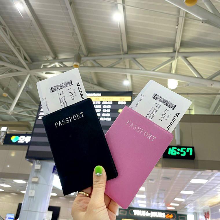 여권케이스 블랙 핑크 보관 수납 티켓