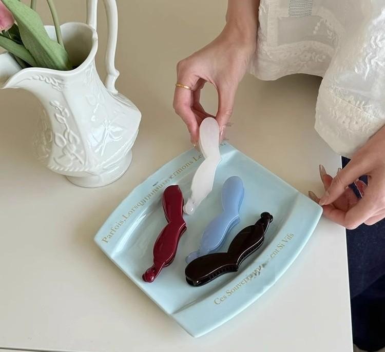 [인기템]하트 바나나핀 헤어 집게핀 올림머리핀 포니테일 긴머리 로우번 헤어핀 반묶음 헤어클립 머리핀