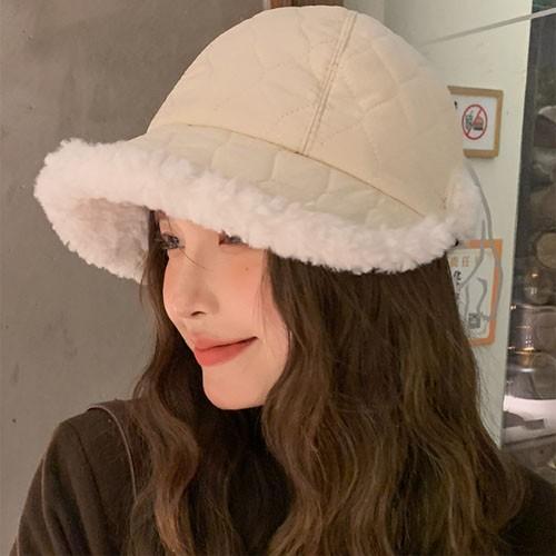 특별세일/한정수량 뽀글이 인사이드 퀼팅 캡모자 벙거지 귀마개 털모자 보온 가을 겨울 겨울모자 여성