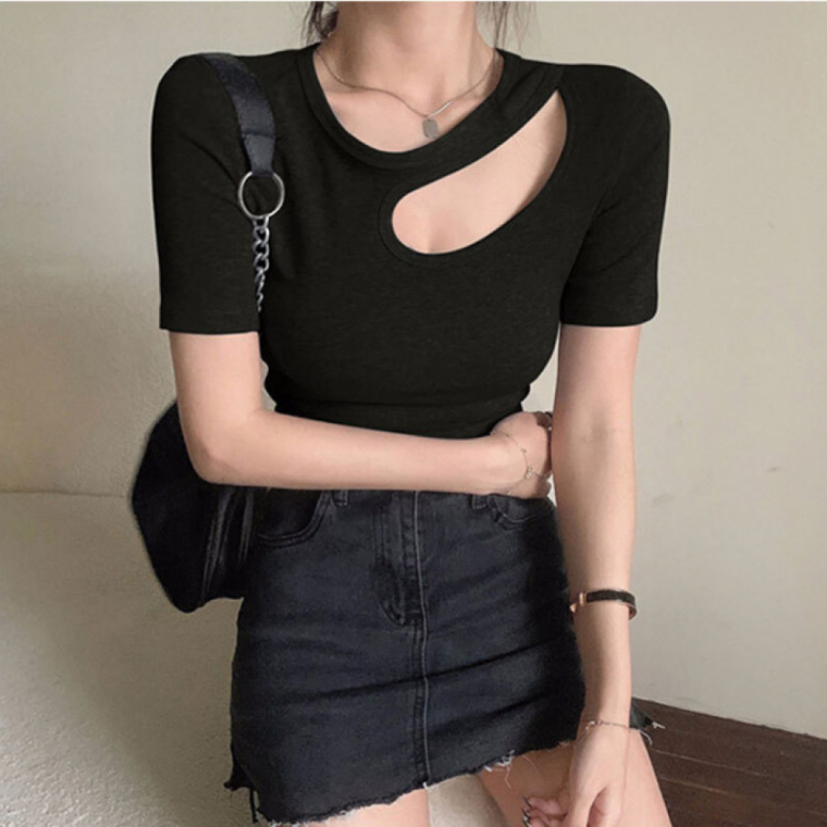 여성 쇄골 트임 크롭 반팔 티셔츠 여름 데일리 섹시 캐주얼 숏티