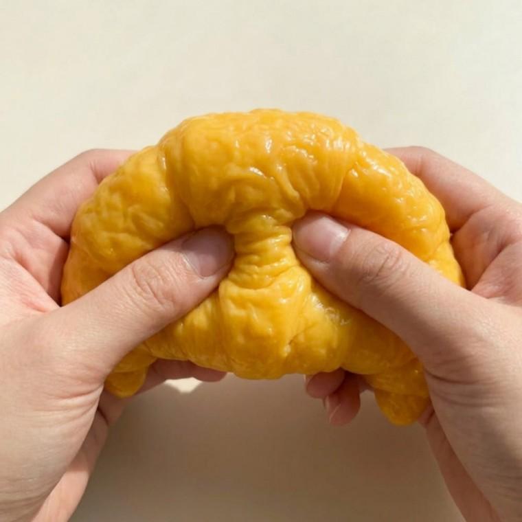 플유 크루아상 크런치 슬랑이 낱개 1개 스트레스볼 모찌 말랑이 주물럭