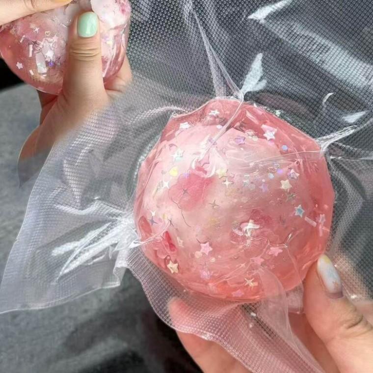 왁뿌볼 말랑이 핑크 슬랑이 스트레스볼 왁스뿌시기 왁뿌 크런치 촉감놀이 볼 청사과