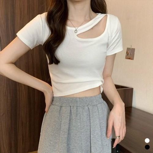 펀칭 트임 세미크롭 티셔츠 FD-0358