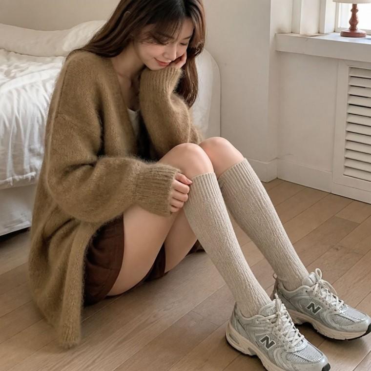 꽈배기 울 니삭스 4컬러 모브 레그워머 오버니삭스 겨울 양말 데일리 잡화