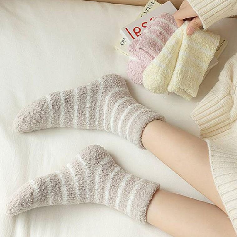 홈웨어 겨울 여자 극세사 줄무늬 양말 2개