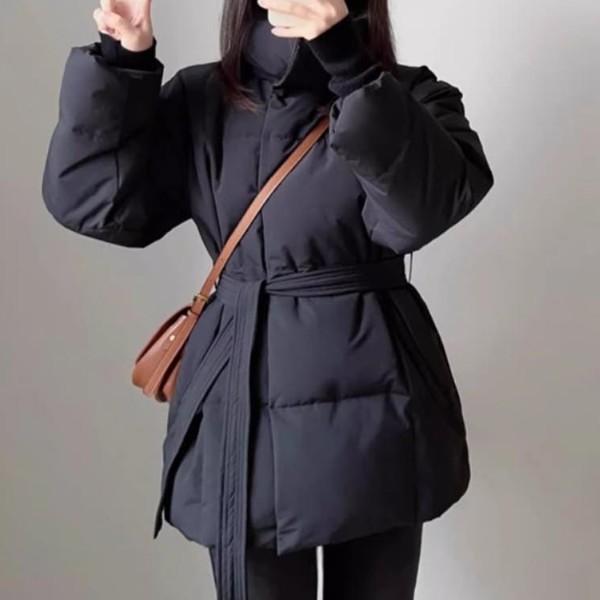 폭신한 여성 점퍼 하이넥 디자인으로 보온성을 높인 슬림 실루엣 허리스트랩 윈터 패딩