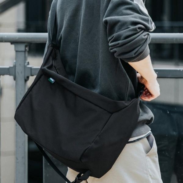 남자 여자 커플 데일리 가방 크로스백 메신저백