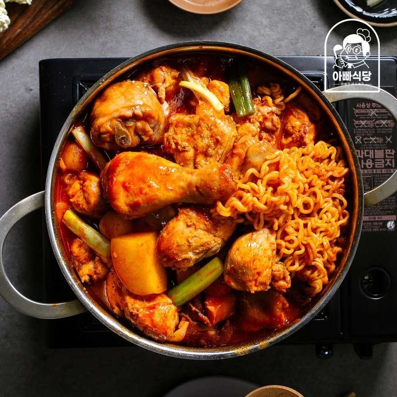 [아빠식당] 닭다리만 가득 뚝배기 닭볶음탕1.2kg