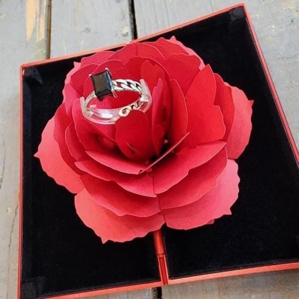 입체 장미 반지케이스 프로포즈 쥬얼리 보관함 기념일 사랑고백 선물 100일 돌 여친선물 백일 보관함