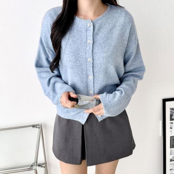 스카이블루 라운드니트가디건 여리핏 데일리 러블리룩