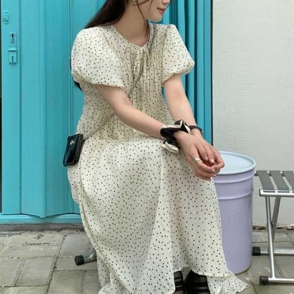 하늘하늘 퍼프소매 잔도트 리본 롱원피스 데일리룩