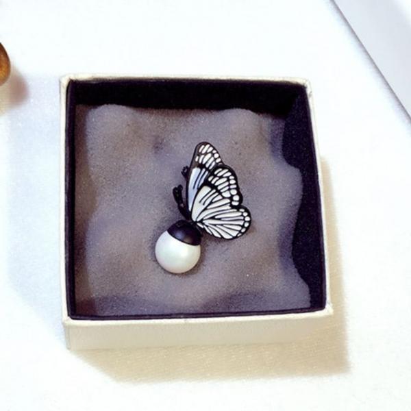 나비 진주 패션 브로치