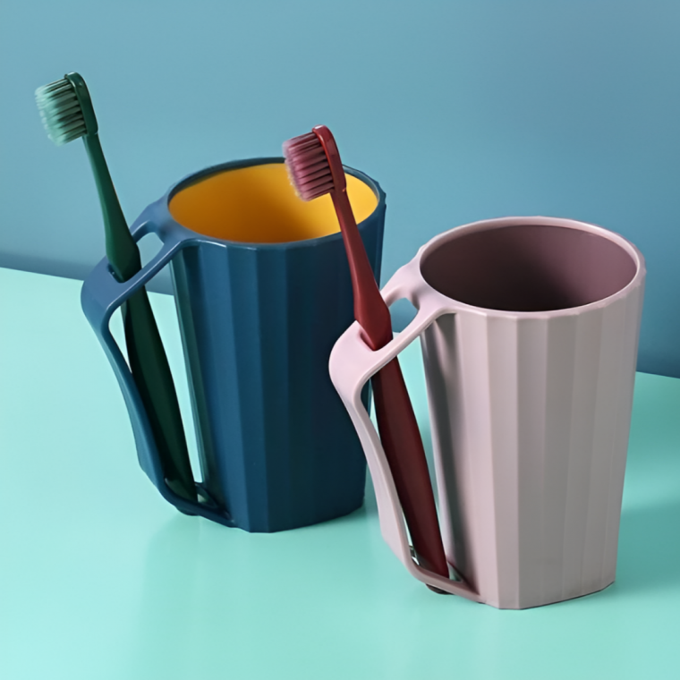 칫솔꽂이 양치컵 거꾸로 위생 배수 칫솔 거치컵
