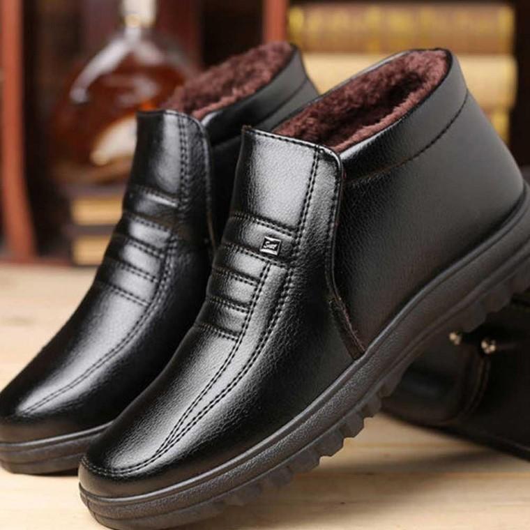겨울 남자 슈즈 유광 따뜻한 코디 캐주얼 데일리 신발 남성 데일리 슈즈