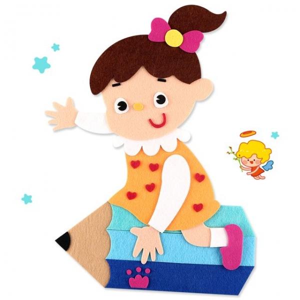 7000 펠트 연필타는여아